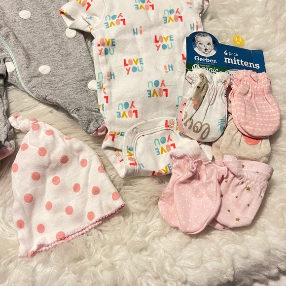 Newborn Girl Clothing Bundle Sleepers Mittens Organic Cotton Onesies Colorful - Picture 3 of 7